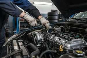 Moteur forgé voiture : décryptez ses avantages clés