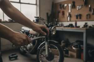 Rupteurs moto : fonctionnement et risques à éviter