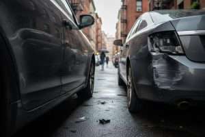 Bas de caisse enfoncé : l’assurance peut-elle vous aider ?
